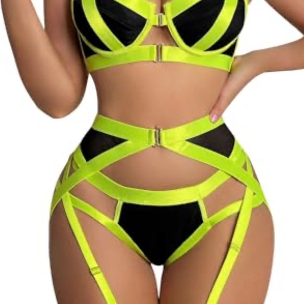 Neon Yellow and Black Women's Set